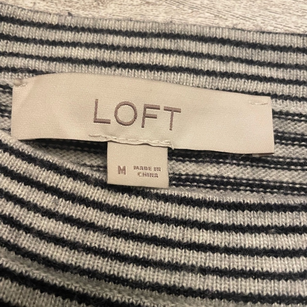 Ann Taylor LOFT Wool blend Tie Long Sleeved Top Grey/black stripes Size M - Picture 4 of 5